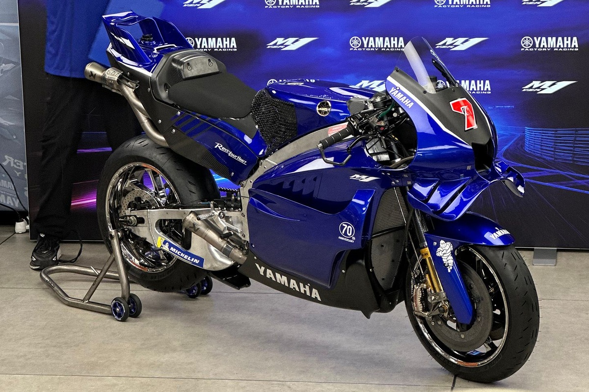Yamaha Resmi Luncurkan YZR-M1 V4 Generasi Terbaru