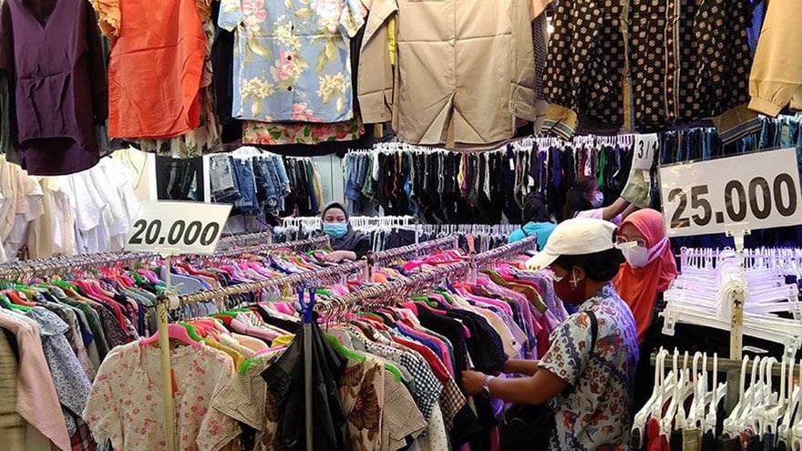 Import Baju Bekas Ilegal: Ancaman Penjara dan Denda