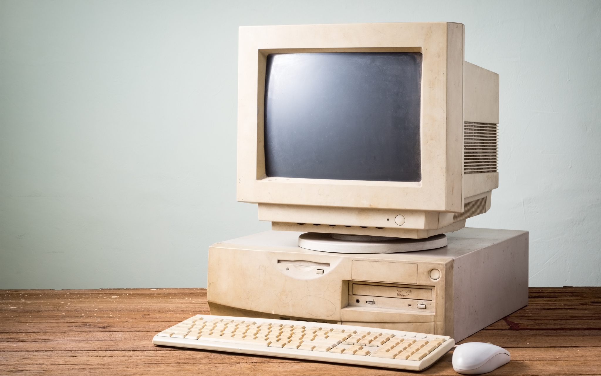 Sejarah Komputer: Dari ENIAC hingga Laptop Modern