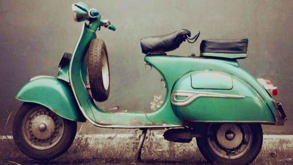 Motor Vespa: Ikon Motor Klasik yang Tak Lekang oleh Waktu