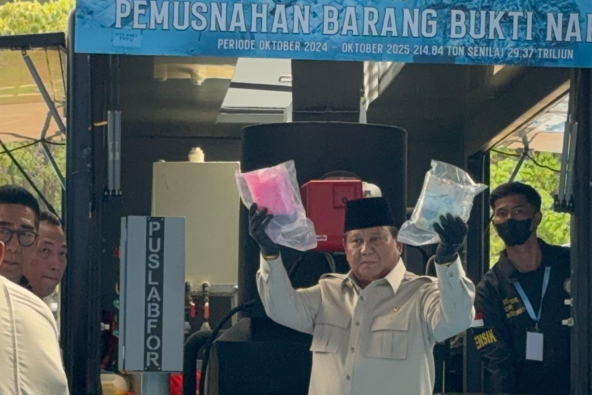 Presiden Prabowo Ikut Musnahkan Barang Bukti Narkoba di Polri