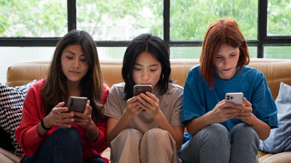 Mengatasi Kecanduan Layar di Kalangan Remaja